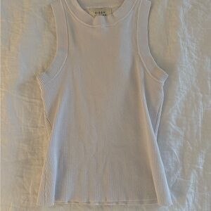 DISSH White Ribbed Tank Top